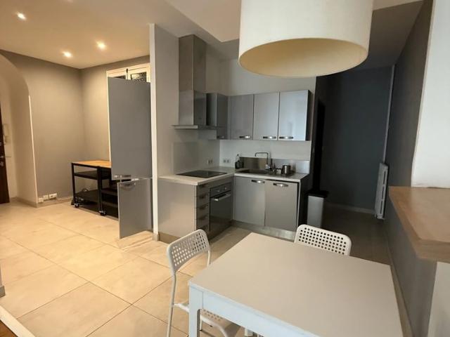 Location Appartement 2 pièces 55m² NICE 06000