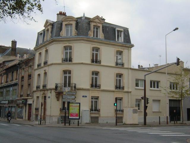 Location Appartement 2 pièces 55m² REIMS 51100