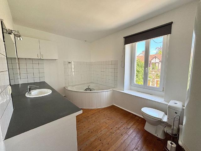 Location appartement 2 pièces, 56.54m², Rubelles