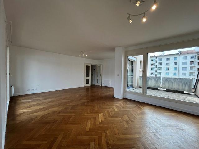 Location appartement 2 pièces, 56.00m², Annecy