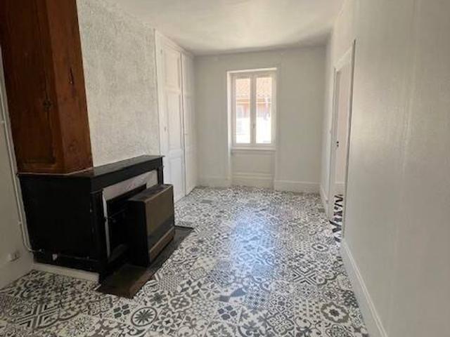 Location appartement 2 pièces 56.31 m² à Mâcon 71000 4 450 €