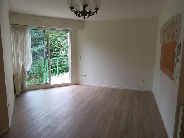 Location Appartement 2 pièces 56m²