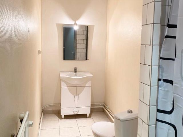 Location Appartement 2 pièces 56m²