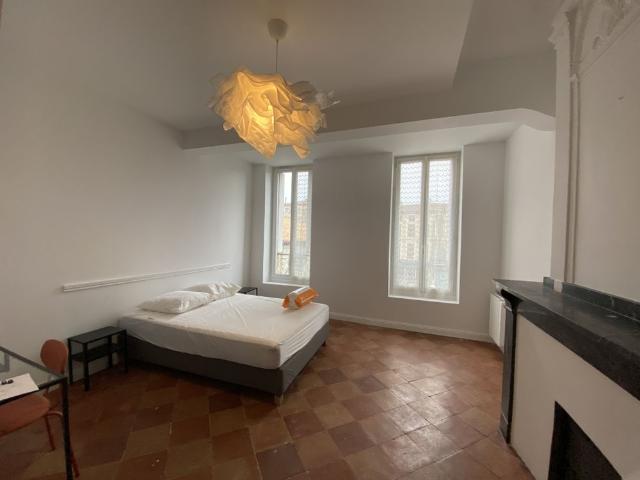 Location Appartement 2 pièces 56m² CASTELNAUDARY 11400