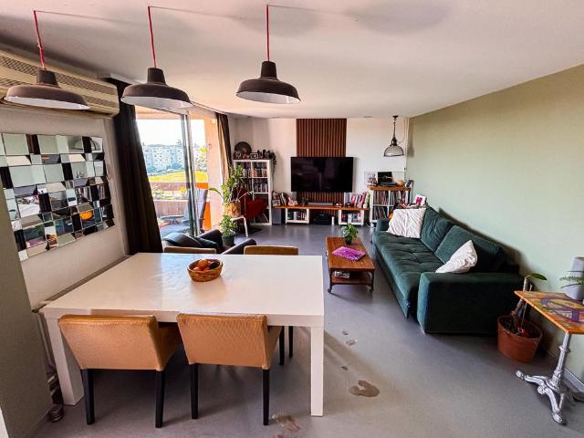Location Appartement 2 pièces 56m² DECINES CHARPIEU 69150