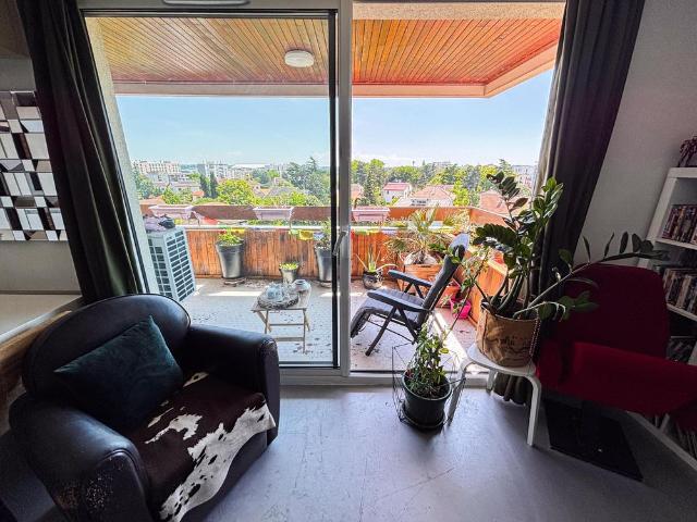 Location Appartement 2 pièces 56m² DECINES CHARPIEU 69150