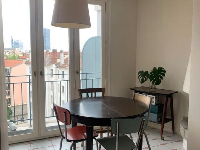 Location Appartement 2 pièces 56m² LYON 7ème