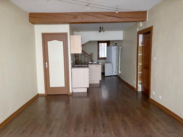 Location Appartement 2 pièces 56m² MARCIGNY 71110