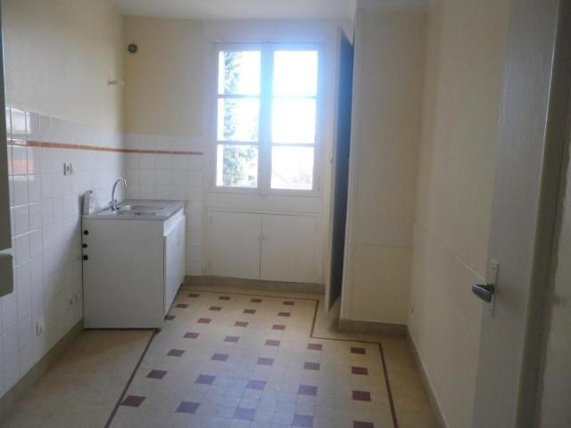 Location Appartement 2 pièces 56m² TOURS 37000