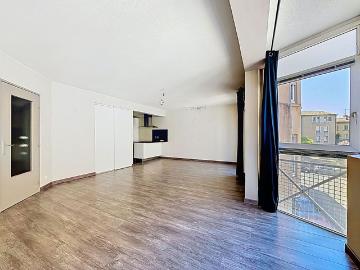 Location appartement 2 pièces, 58.00m², Avignon