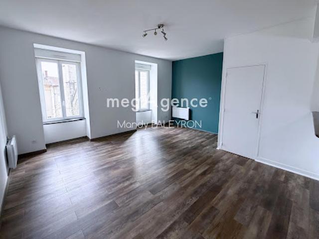 Location Appartement 2 pièces 58 m2 Lagnieu
