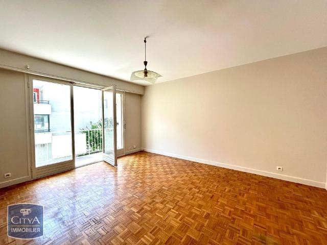 Location Appartement 2 pièces 58m² CHAMBERY 73000