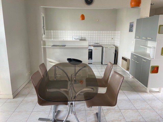 Location Appartement 2 pièces 58m² ANGOULEME 16000