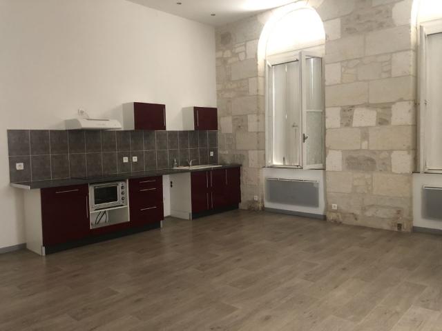 Location Appartement 2 pièces 58m² LA ROCHE CHALAIS 24490
