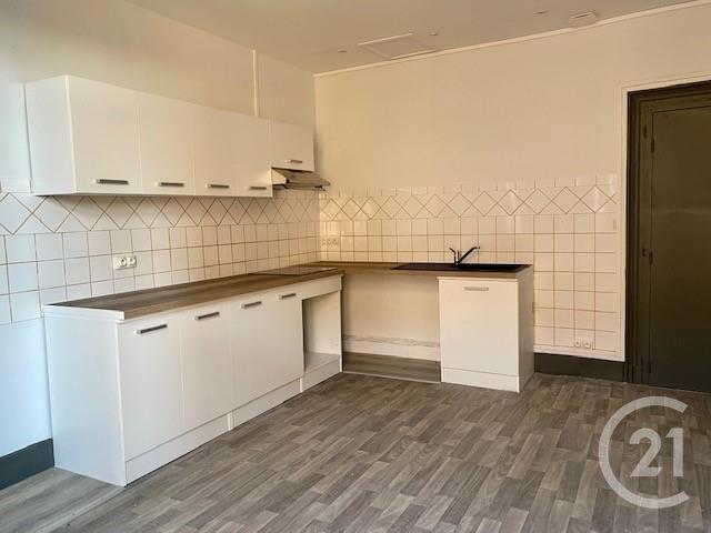 Location Appartement 2 pièces 58m² MONCLAR DE QUERCY 82230