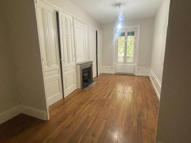 Location Appartement 2 pièces 58m² VILLEURBANNE 69100