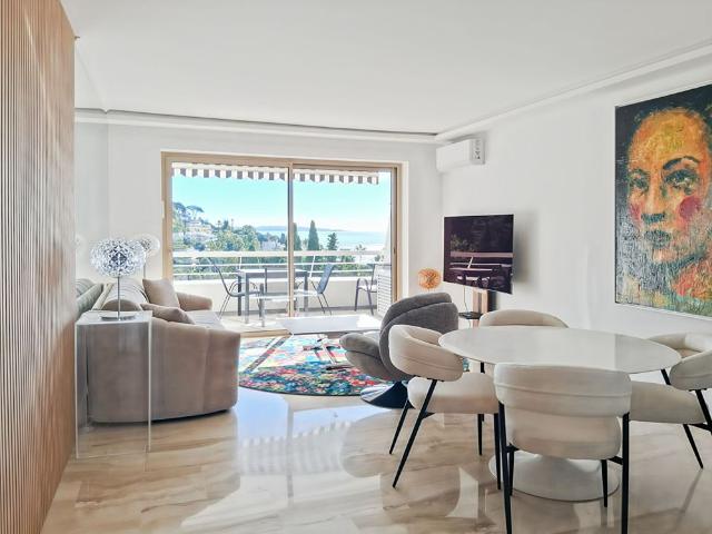 Location appartement 2 pièces, 59.52m², Cannes