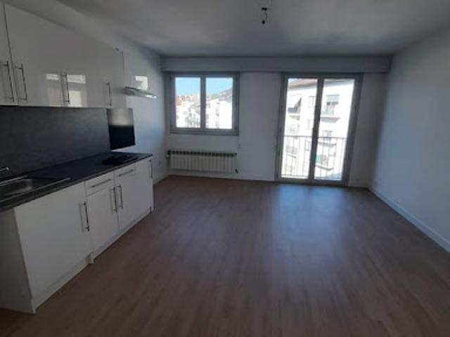 Location Appartement 2 pièces 59 m2 Annemasse