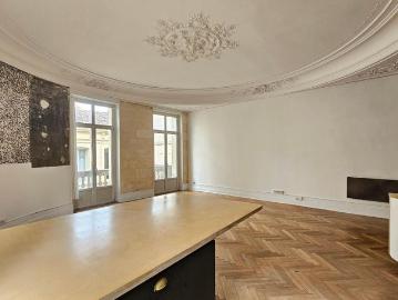 Location Appartement 2 pièces 60m² BORDEAUX 33000