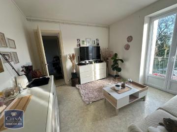 Location Appartement 2 pièces 59m² BIARD 86580