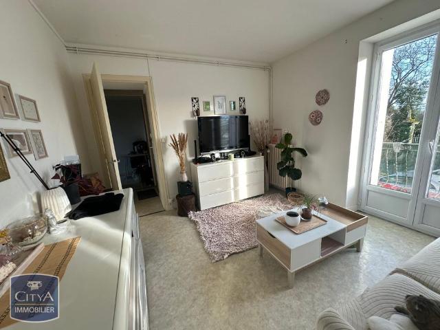 Location Appartement 2 pièces 59m² BIARD 86580