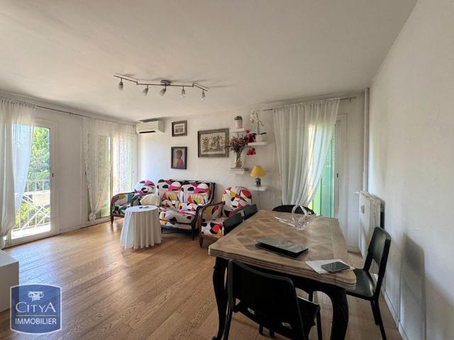 Location Appartement 2 pièces 59m² MARSEILLE 10ème