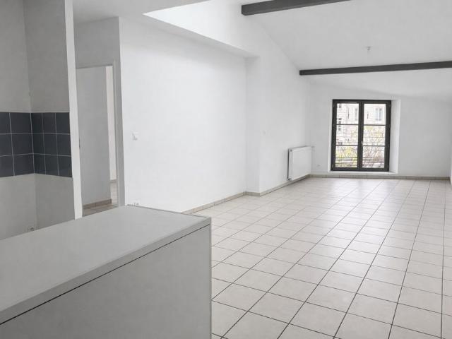 Location Appartement 2 pièces 59m² ROMANS SUR ISERE 26100