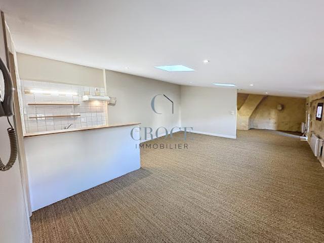 Location Appartement 2 pièces 63.3 m2 Uzès
