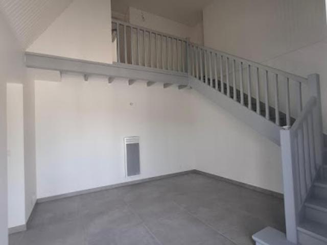 Location Appartement 2 pièces 60 m2 Grisolles