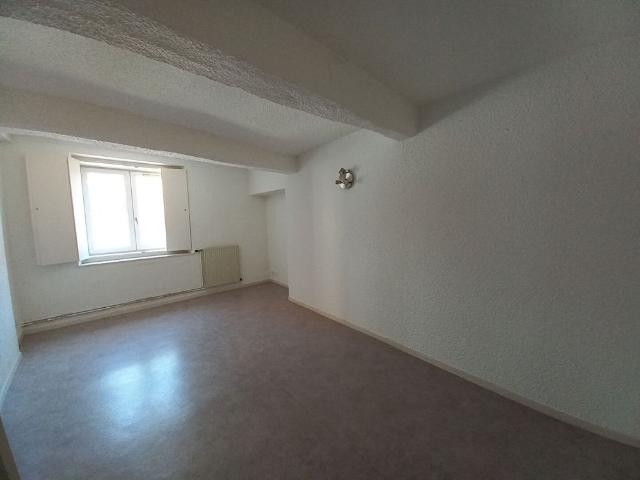 Location Appartement 2 pièces 63m²