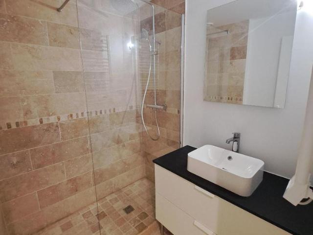 Location Appartement 2 pièces 71m² BORDEAUX 33000
