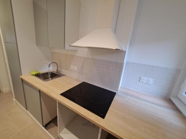 Location Appartement 2 pièces 71m² BORDEAUX 33000
