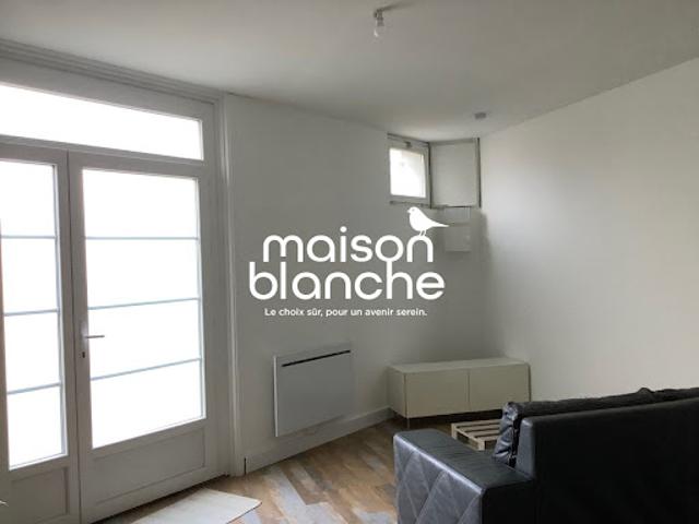 Location Appartement 2 pièces 60.6 m2 Saint Médard de Guizières