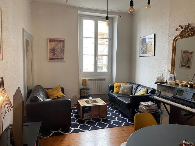 Location appartement 2 pièces, 60.00m², Angers