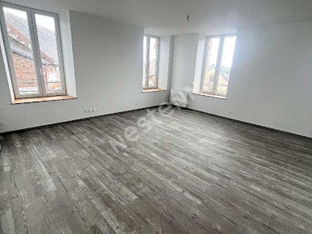 Location Appartement 2 pièces 61.75 m2 Nizy le Comte