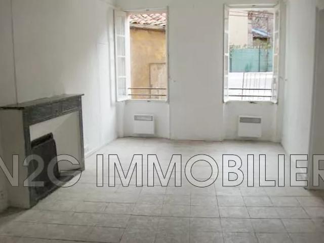 Location appartement 2 pièces 61m²