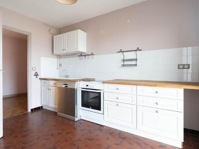 Location Appartement 2 pièces 61m² ANNECY 74000