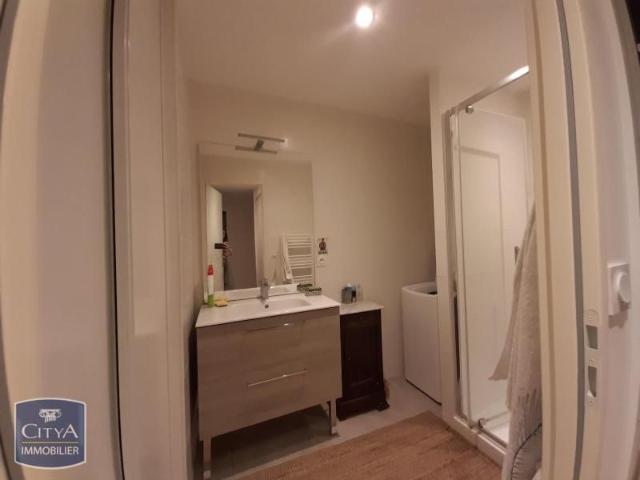 Location Appartement 2 pièces 61m² BORDEAUX 33000