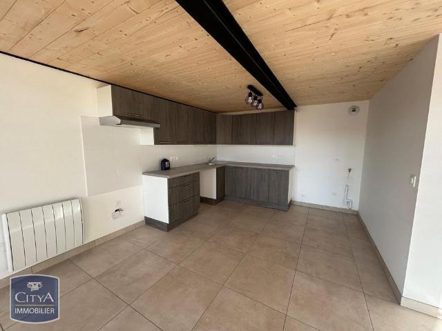 Location Appartement 2 pièces 61m² VILLEFRANCHE SUR SAONE 69400