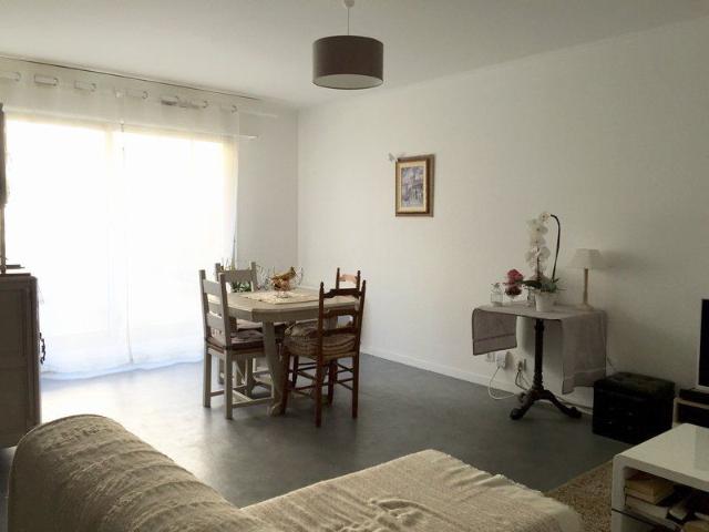 Location Appartement 2 pièces 62m²