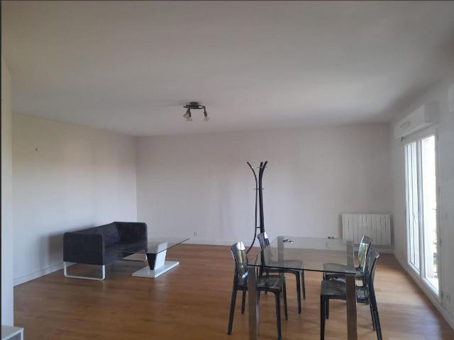 Location Appartement 2 pièces 62m² BORDEAUX 33000