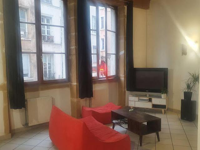 Location Appartement 2 pièces 67 m2 Lyon 1er