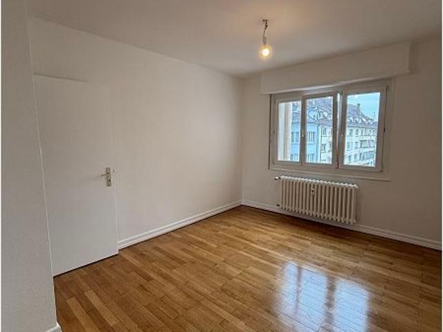 Location Appartement 2 pièces 67m²