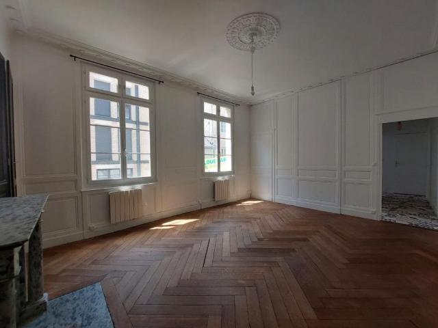 Location Appartement 2 pièces 67m² ROUEN 76000