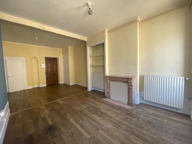 Location Appartement 2 pièces 67m² RIVES 38140