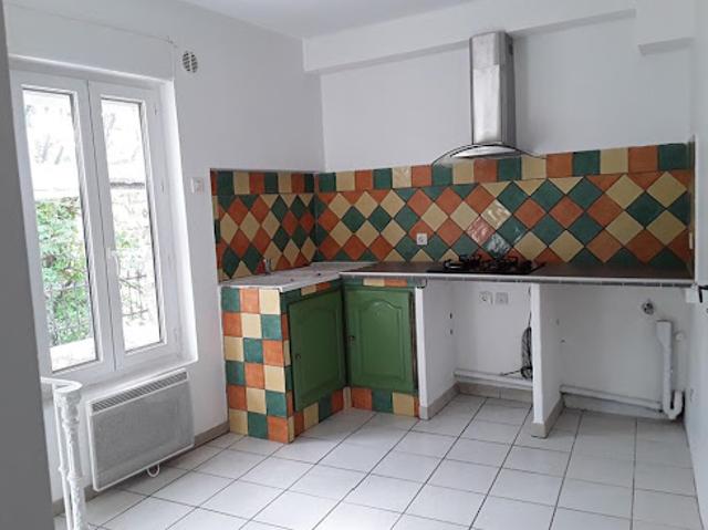 Location Appartement 2 pièces 64.73 m2 Château Arnoux Saint Auban
