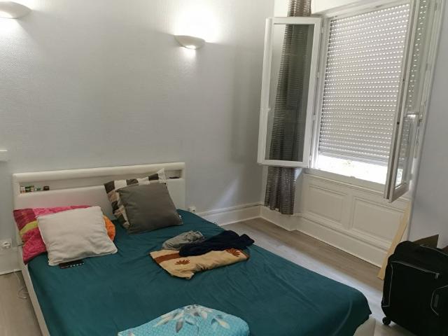Location appartement 2 pièces, 64.00m², Gaillac