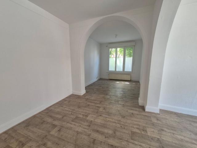 Location Appartement 2 pièces 64m² LAMBERSART 59130