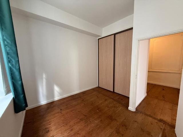 Location Appartement 2 pièces 64m² ST SEVER 40500