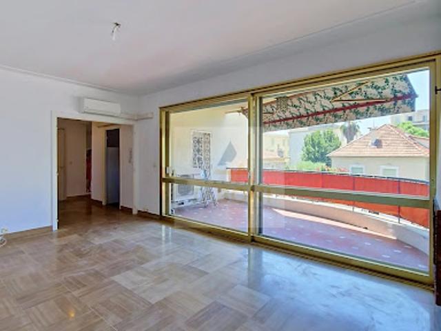 Location Appartement 2 pièces 65.84 m2 Nice